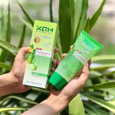 XQM Whiting Face & Body Scrub Gel 100ML.